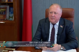 Онлайн и офлайн. Интервью с Виктором Лисковичем.