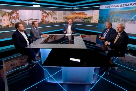 Пытаются ли в Беларуси реализовать сценарий цветной революции, рассказали эксперты