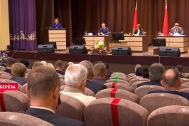 «Людей волнуют не только их личные вопросы». Наталья Кочанова оценила работу парламентариев с жителями Брестской области