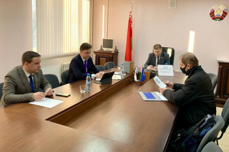 Член Президиума Совета Республики С.Сивец принял участие в работе общественной приемной Член Президиума Совета Республики С.Сивец принял участие в работе общественной приемной