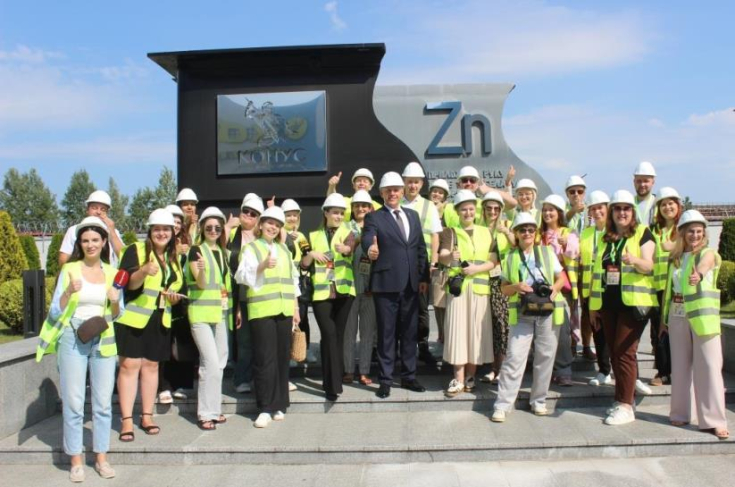 Член Совета Республики А.Жамойда встретился с журналистами и блогерами