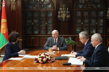 Н.Кочанова приняла участие в рабочей встрече у Главы государства