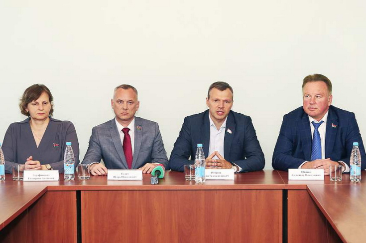 Сенаторы: Все мы, белорусы, единый народ Сенаторы: Все мы, белорусы, единый народ