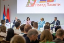Председатель Совета Республики Н.Кочанова и Председатель Совета Федерации В.Матвиенко встретились с участниками патриотического культурно-образовательного проекта «Поезд Памяти».