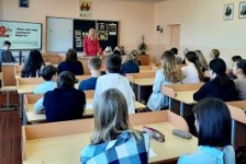 Член Совета Республики К.Капуцкая приняла 
участие в уроке Памяти «Нам этот мир завещано беречь»
