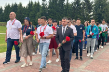 Член Совета Республики А.Горошкин встретился с участниками проекта «Поезд памяти» в Могилеве