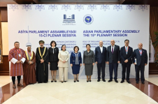 Официальный визит белорусской парламентской делегации во главе с Председателем Совета Республики Натальей Кочановой в Азербайджан продолжается