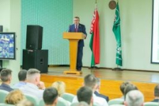 А.Ляхов посетил выставку «Конвейер смерти. Лагеря советских военнопленных в оккупированном Гомеле»