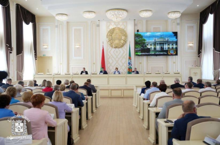 Член Совета Республики Л. Сапего приняла участие в сессии Гомельского областного Совета депутатов Член Совета Республики Л. Сапего приняла участие в сессии Гомельского областного Совета депутатов
