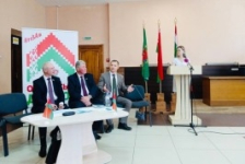 Член Совета Республики В.Матвеев принял участие в районном форуме молодых специалистов