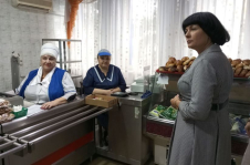 Член Совета Республики Е.Зябликова встретилась профсоюзным активом Борисовского мясокомбината