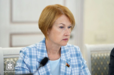 Член Совета Республики Е.Зенкевич принимает участие в ликвидации последствий урагана в Гомельской области