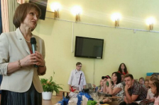 Член Совета Республики Е.Дулова посетила Республиканский реабилитационный центр для детей-инвалидов