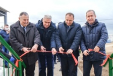 Ю.Наркевич принял участие в открытии новой молочно-товарной фермы