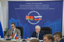 И.Икан принял участие в совместном заседании комиссий Парламентского собрания Союза Беларуси и России по энергетике, транспорту, промышленности и торговле