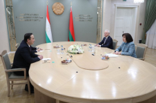 Наталья Кочанова провела встречу с Послом Таджикистана Бахтоваром Сафарзодой