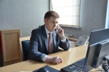 Член Президиума Совета Республики С.Сивец провел «прямую телефонную линию»