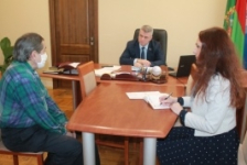 Член Совета Республики А.Неверов провел личный прием граждан и «прямую телефонную линию»