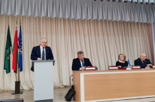 Член Совета Республики Ю.Деркач принял участие в заседании совета Миорского районного объединения профсоюзов