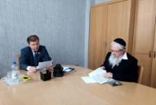 Член Президиума Совета Республики С.Сивец провел личный прием граждан