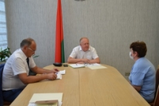 В.Лискович провел личный прием граждан, их представителей и представителей юридических лиц, несовершеннолетних граждан и их законных представителей в рамках работы Национальной комиссии по правам ребенка