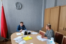 Член Президиума Совета Республики С.Сивец провел личный прием граждан