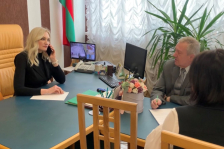 Член Совета Республики К. Капуцкая
провела прямую телефонную линию.

