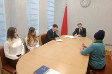 Член Президиума Совета Республики С.Сивец провел личный прием граждан