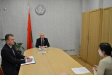 Член Президиума Совета Республики С.Рачков провел личный прием граждан