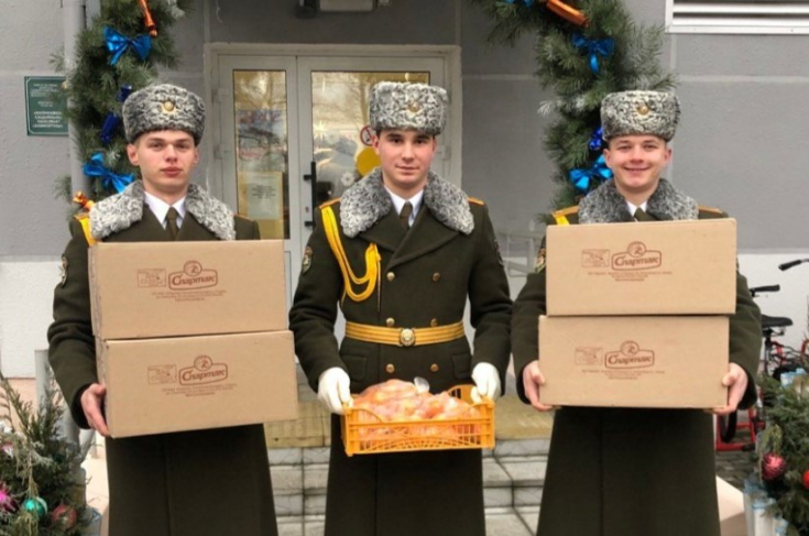 А.Кривоносов: внимание и поддержка — главные составляющие праздника для одиноких пожилых людей А.Кривоносов: внимание и поддержка — главные составляющие праздника для одиноких пожилых людей