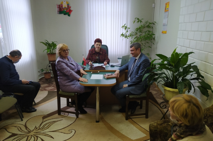 Член Совета Республики Т.Шатликова совместно с депутатом Палаты представителей Ж.Стативко провела выездной прием граждан в Малоритском районе Член Совета Республики Т.Шатликова совместно с депутатом Палаты представителей Ж.Стативко провела выездной прием граждан в Малоритском районе
