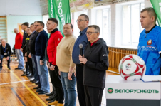 Член Совета Республики А.Ляхов посетил соревнования по мини-футболу