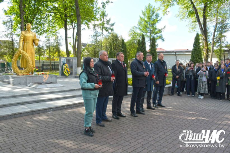 Член Совета Республики Д.Захарчук принял участие в автовелопробеге «От памятника к памятнику. С лампадой Вечного огня» Член Совета Республики Д.Захарчук принял участие в автовелопробеге «От памятника к памятнику. С лампадой Вечного огня»
