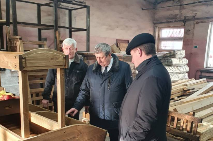 Член Президиума Совета Республики М.Русый встретился с трудовым коллективом ПРУП «Эверест-ВИП» Член Президиума Совета Республики М.Русый встретился с трудовым коллективом ПРУП «Эверест-ВИП»
