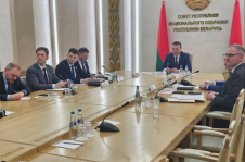 Под руководством заместителя Председателя Совета Республики С.Хоменко и заместителя Председателя Совета Федерации Ю.Воробьева состоялось рабочее совещание по подготовке и проведению патриотической экспедиции «Непокоренные»
