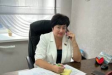 А.Смоляк провела прямую телефонную линию и личный прием граждан
