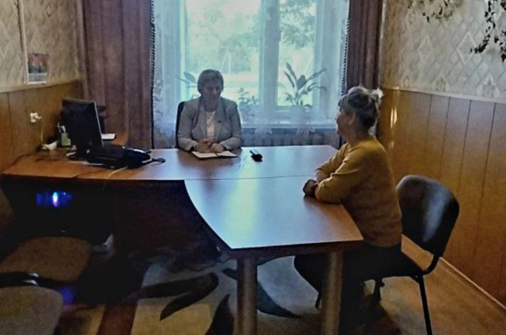 Член Совета Республики Е.Фурс провела прямую телефонную линию и выездной личный прием граждан Член Совета Республики Е.Фурс провела прямую телефонную линию и выездной личный прием граждан