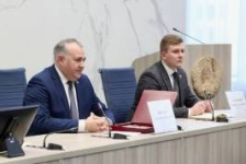Председатель Молодежного парламента Н.Рачиловский принял участие в заседании Молодежного совета при Минском городском Совете депутатов