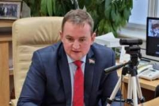 Член Совета Республики С.Анюховский принял участие во внеочередной сессии Могилевского областного Совета депутатов