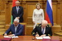 Новые соглашения о сотрудничестве подписаны на пленарном заседании VI Форума регионов Беларуси и России