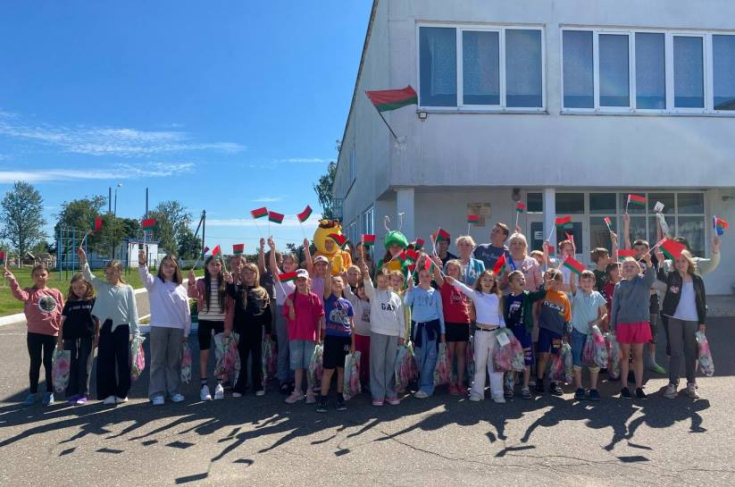 Ирина Темычева секс видео Кеңседегі жасырын камера секс