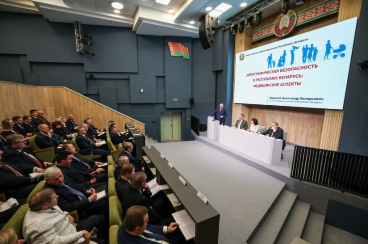 Под руководством Председателя Совета Республики Н.Кочановой состоялось заседание экспертно-консультативного совета при Президиуме Совета Республики Под руководством Председателя Совета Республики Н.Кочановой состоялось заседание экспертно-консультативного совета при Президиуме Совета Республики