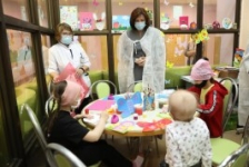 Председатель Совета Республики Н.Кочанова посетила РНПЦ детской онкологии, гематологии и иммунологии