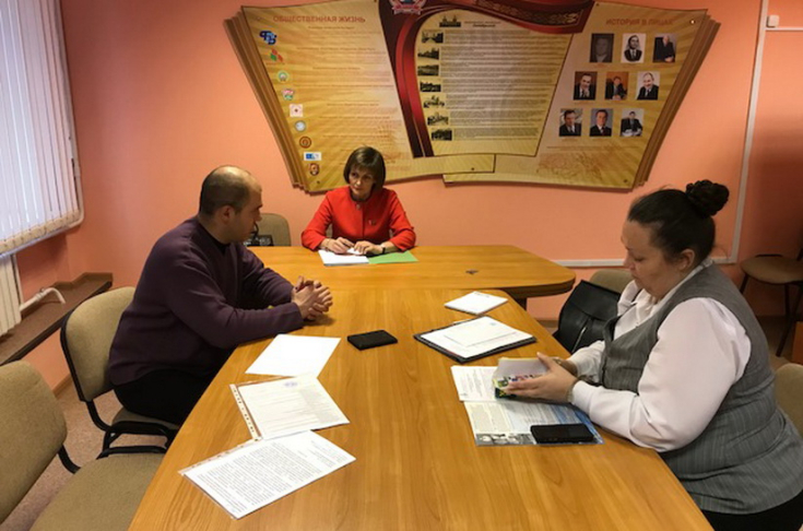 Член Совета Республики Е.Дулова провела личный прием граждан Член Совета Республики Е.Дулова провела личный прием граждан