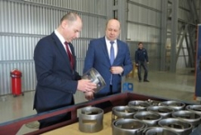 Член Совета Республики А.Кушнаренко посетил ОАО «Новогрудский завод газовой аппаратуры»