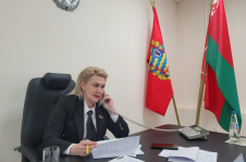 Член Совета Республики Н.Глинская провела прямую телефонную линию и личный прием граждан в Воложинском райисполкоме