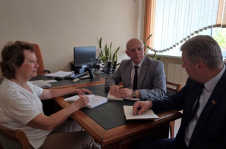 Член Совета Республики А.Жамойда провел рабочую встречу