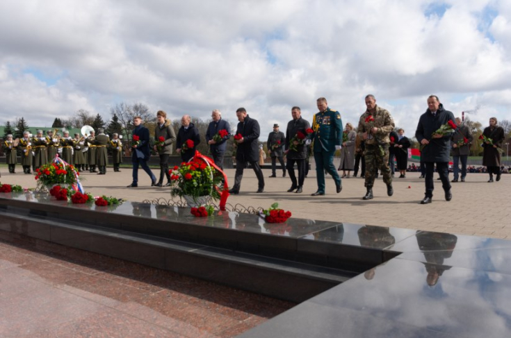 А.Коркотадзе: встретил делегацию Пензенской области А.Коркотадзе: встретил делегацию Пензенской области