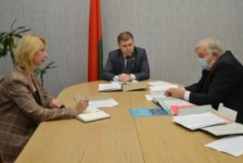Член Президиума Совета Республики С.Сивец провел личный прием граждан