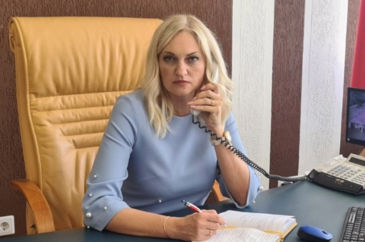 Член Совета Республики К.Капуцкая провела прямую телефонную линию Член Совета Республики К.Капуцкая провела прямую телефонную линию